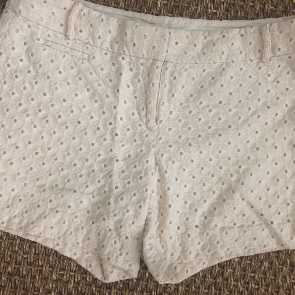 EUC LOFT Ivory Eyelet Shorts Size 6